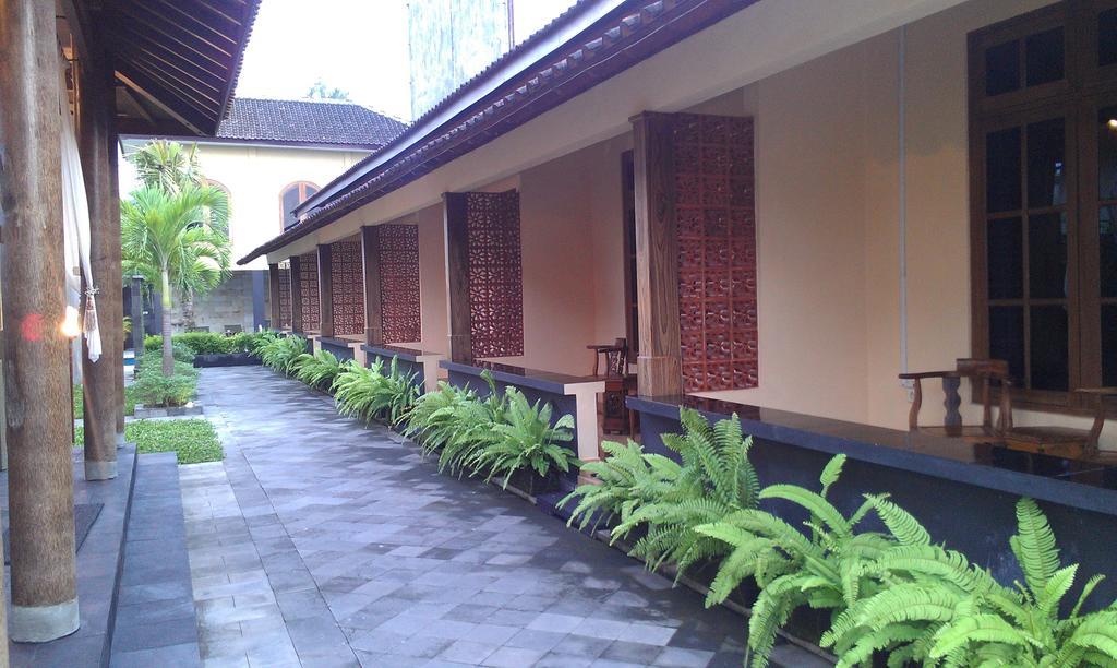 Ndalem Bantul Hotel Yogyakarta Exterior photo