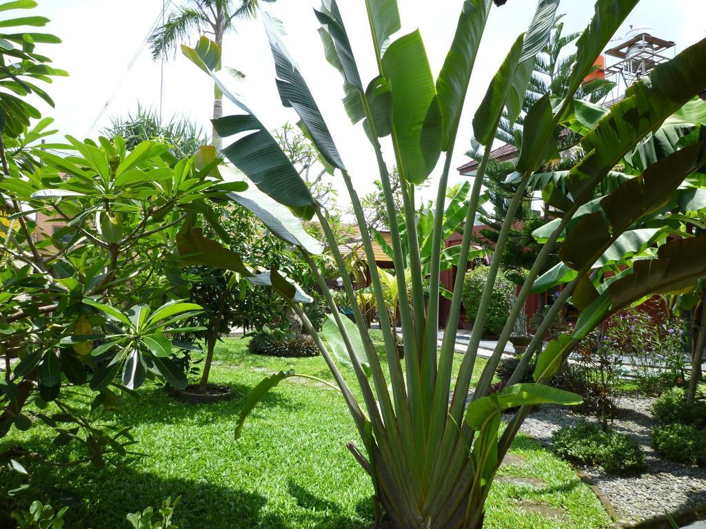 Ndalem Bantul Hotel Yogyakarta Exterior photo